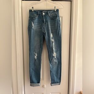 Women’s boyfriend jeans by Refuge